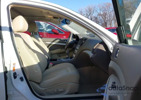 2009 Infiniti G37 Journey z USA, uszkodzony, nr VIN JNKCV61E99M013622